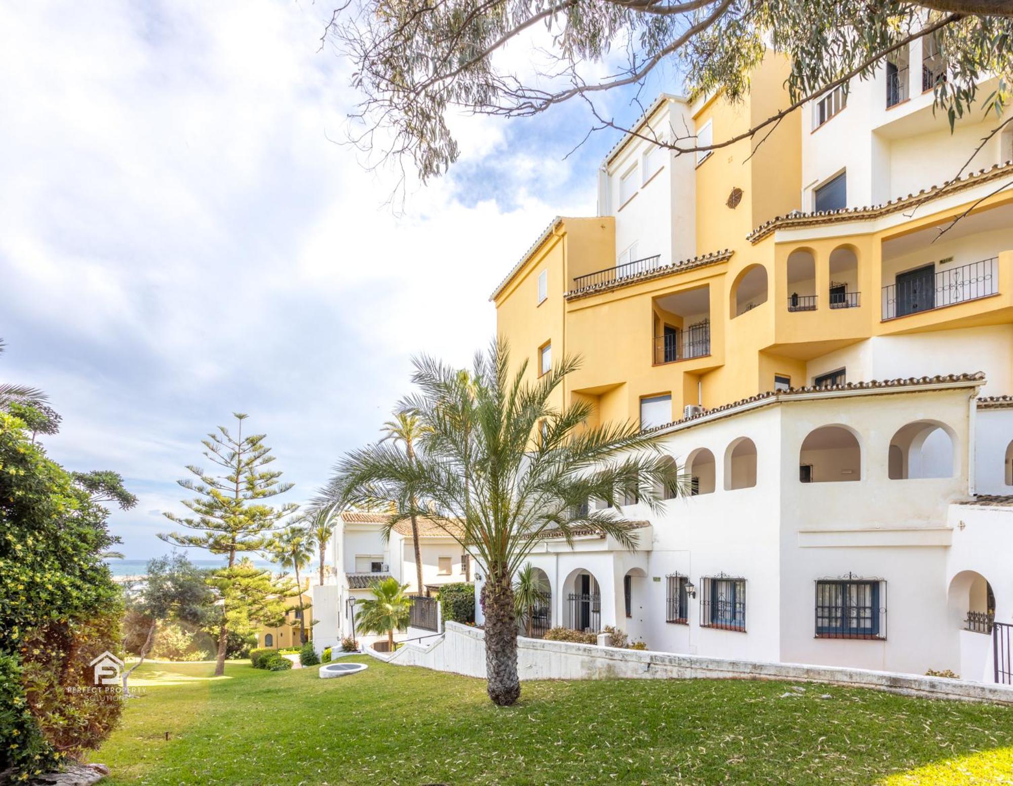 Apartment In Cabopino